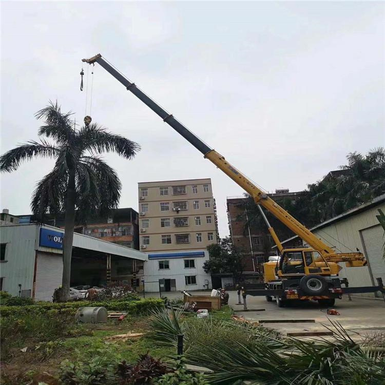 内乡12吨吊车出租一天的收费标准是什么