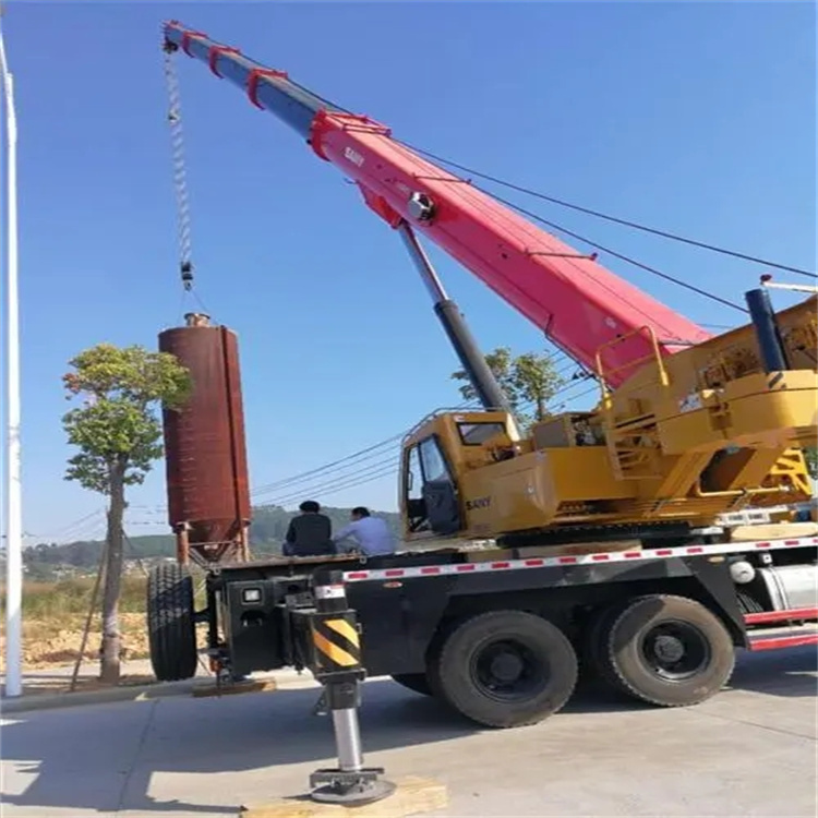 内乡专业吊车租赁多少钱